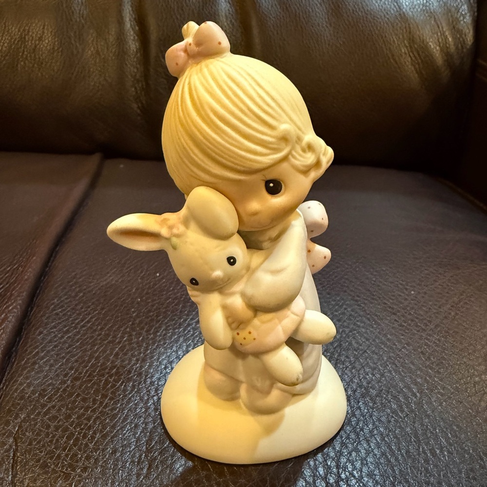 Precious Moments Figurine, Jesus Loves Me girl with bunny Enesco